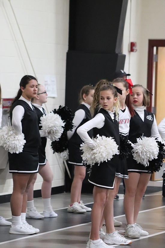 Hope Elementary 2019 Cheerleading. Photo courtesy of Michelle Johns