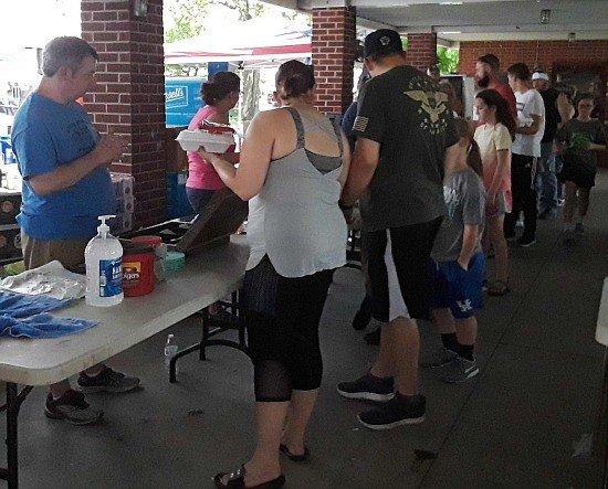 Scenes from the 2019 Smoke on the Square, held May 17-18 on the Hope Town Square, benefiting the Community Center of Hope. HSJ Online photo.