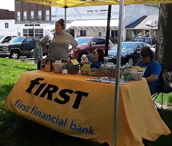 Scenes from the 2019 Smoke on the Square, held May 17-18 on the Hope Town Square, benefiting the Community Center of Hope. HSJ Online photo.