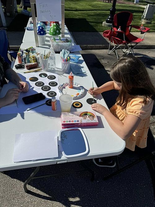 A range of activities were offered during the Total Eclipse of the Hope event on the Hope Town Square April 8 2024. Photo credit: Main Street of Hope.