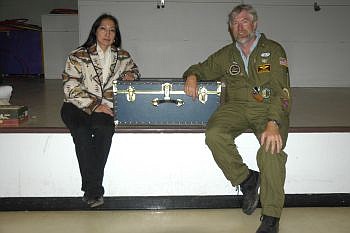 Amy Mossett and FOD Expedition Leader Mike Harding with New Town Elementary School Trunk of Discovery. June 8, 2004. Photo credit: Mike Harding.